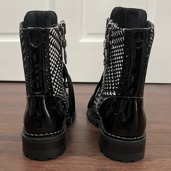 The Office of Angela Scott - Limited Edition - Mr.Carter in Glenn Plaid Sz 39.5 - Picture 9 of 11